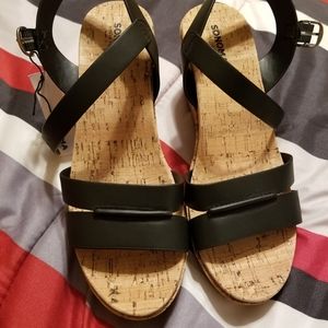 Women's Size 9 Black Wedge Sandals